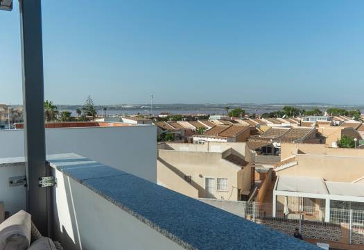 Reventa - Villa / Chalet - Torrevieja - La Florida
