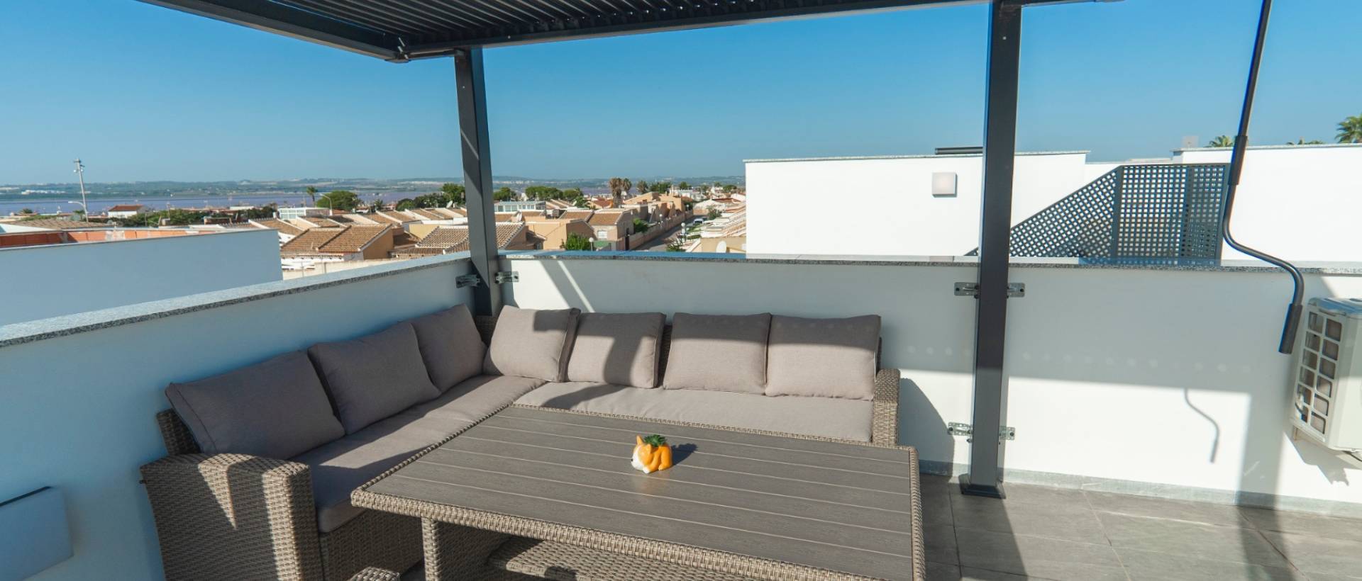 Reventa - Villa / Chalet - Torrevieja - La Florida