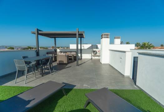 Reventa - Villa / Chalet - Torrevieja - La Florida