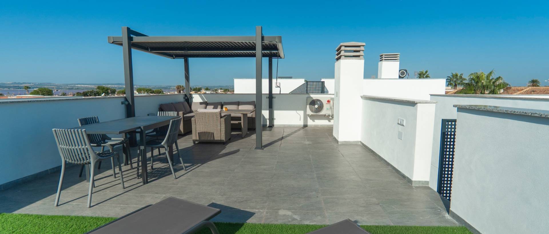 Reventa - Villa / Chalet - Torrevieja - La Florida