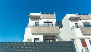 Reventa - Villa / Chalet - Torrevieja - La Florida