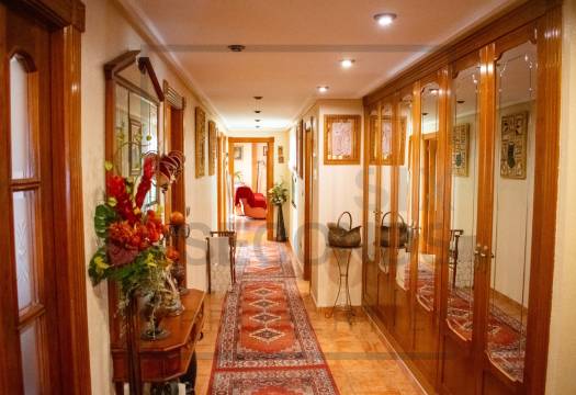 Reventa - Villa / Chalet - Guardamar del Segura