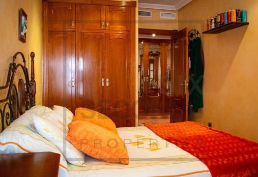 Reventa - Villa / Chalet - Guardamar del Segura