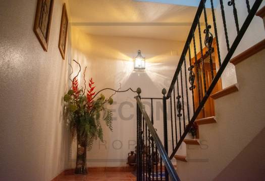Reventa - Villa / Chalet - Guardamar del Segura