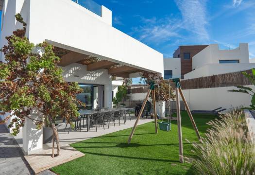 Reventa - Villa / Chalet - Ciudad Quesada - town