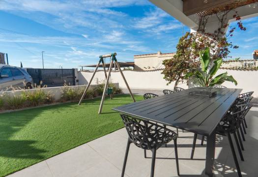 Reventa - Villa / Chalet - Ciudad Quesada - town