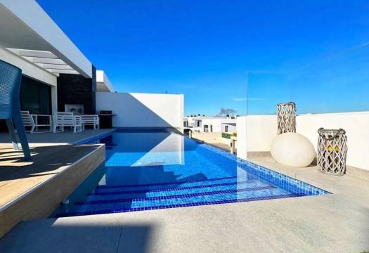 Resale - Villa - Ciudad Quesada - Altos del golf i