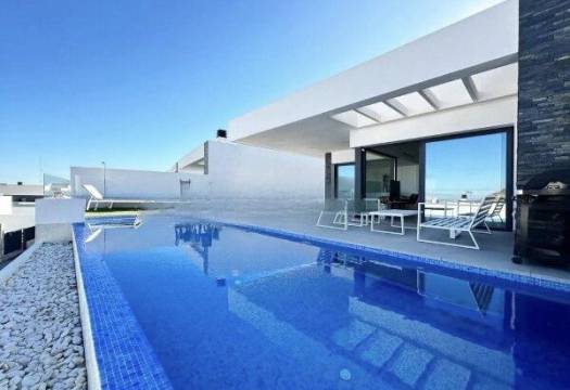 Resale - Villa - Ciudad Quesada - Altos del golf i