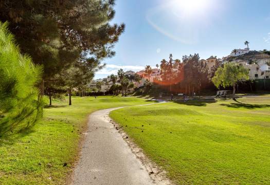 Resale - Villa - Ciudad Quesada - Altos del golf i