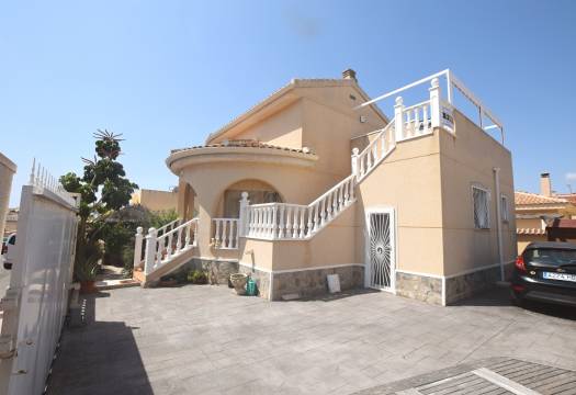 Villa / Chalet - Reventa - Ciudad Quesada - Rojales