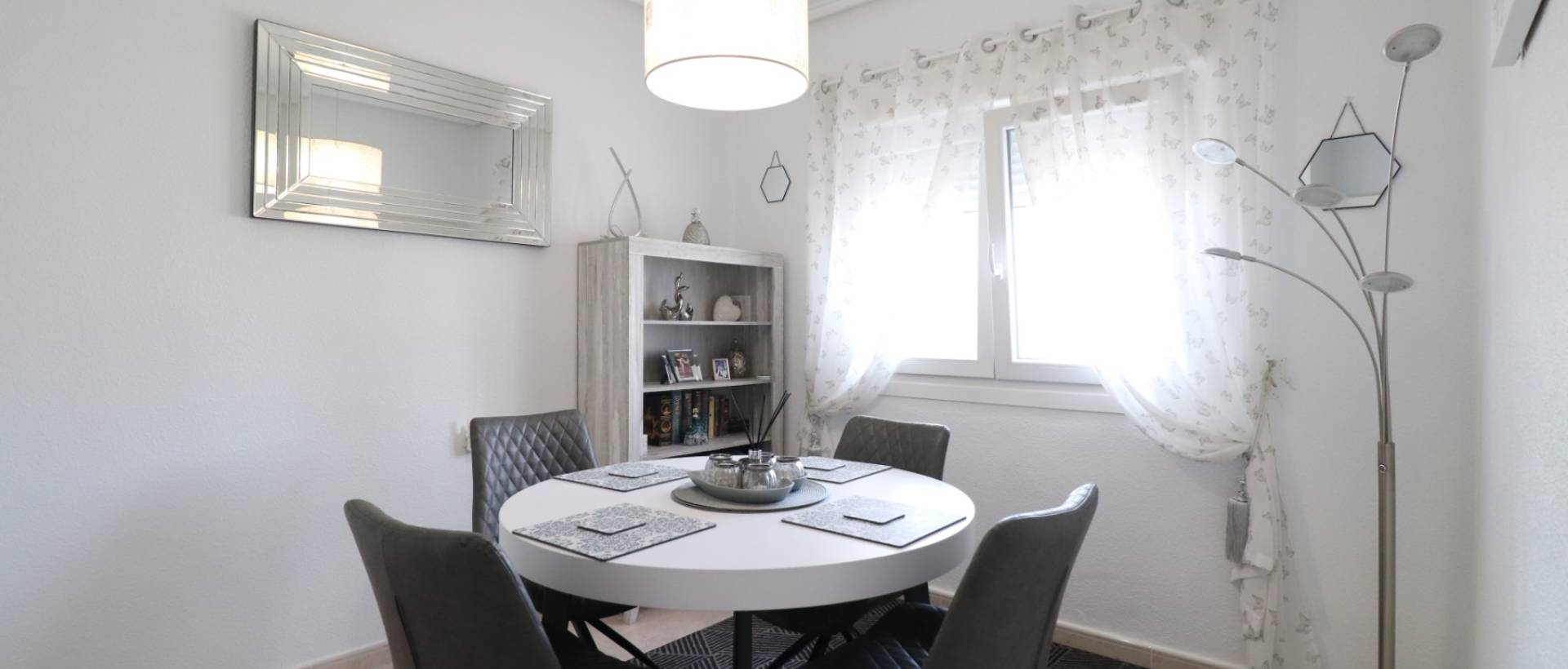 Reventa - Villa / Chalet - Benijofar - Monte Azul