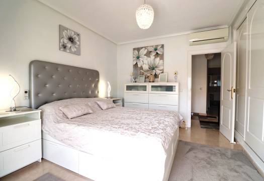 Reventa - Villa / Chalet - Benijofar - Monte Azul