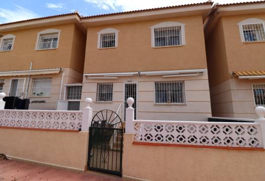 Reventa - Villa / Chalet - Benijofar - Monte Azul