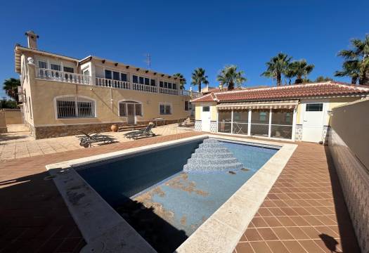 Villa / Chalet - Reventa - Ciudad Quesada - town