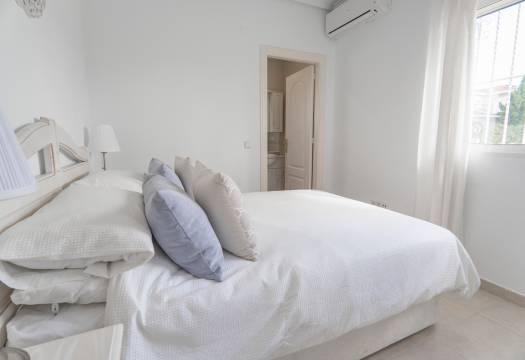 Reventa - Villa / Chalet - Ciudad Quesada - La Fiesta