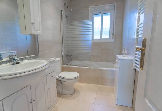 Reventa - Villa / Chalet - Ciudad Quesada - La Fiesta