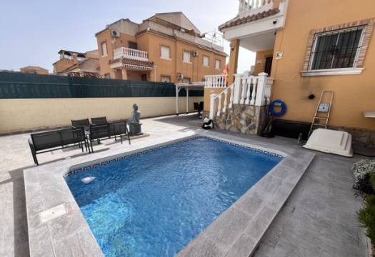Reventa - Villa / Chalet - Ciudad Quesada