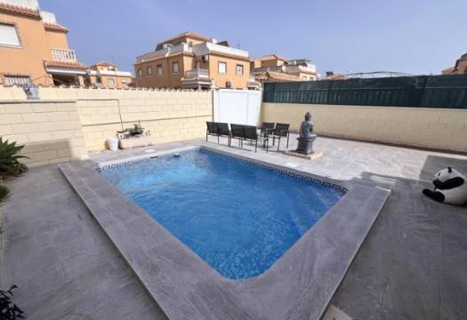 Reventa - Villa / Chalet - Ciudad Quesada