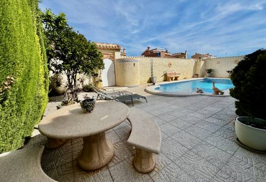 Resale - Villa - Ciudad Quesada