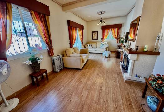 Resale - Villa - Ciudad Quesada