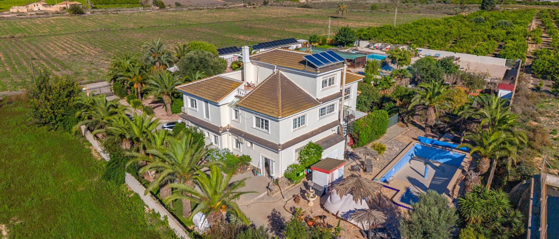 Resale - Finca / Country Property - Los Montesinos