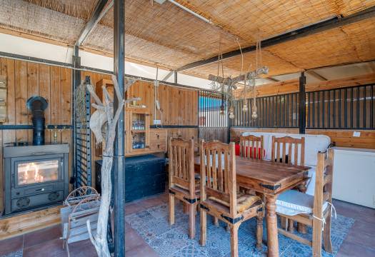 Resale - Finca / Country Property - Los Montesinos