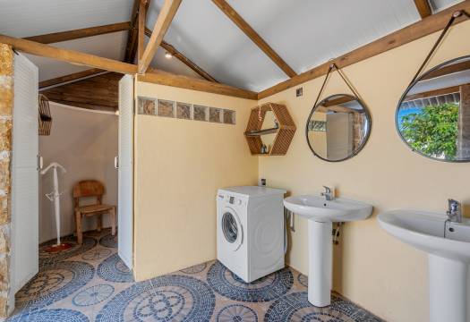 Resale - Finca / Country Property - Los Montesinos