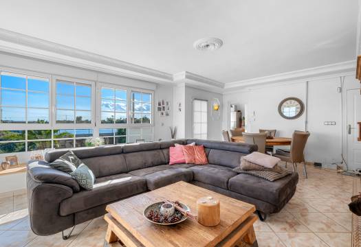 Resale - Finca / Country Property - Los Montesinos