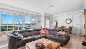 Resale - Finca / Country Property - Los Montesinos