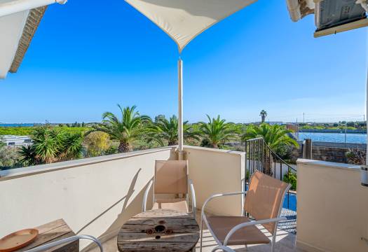 Resale - Finca / Country Property - Los Montesinos