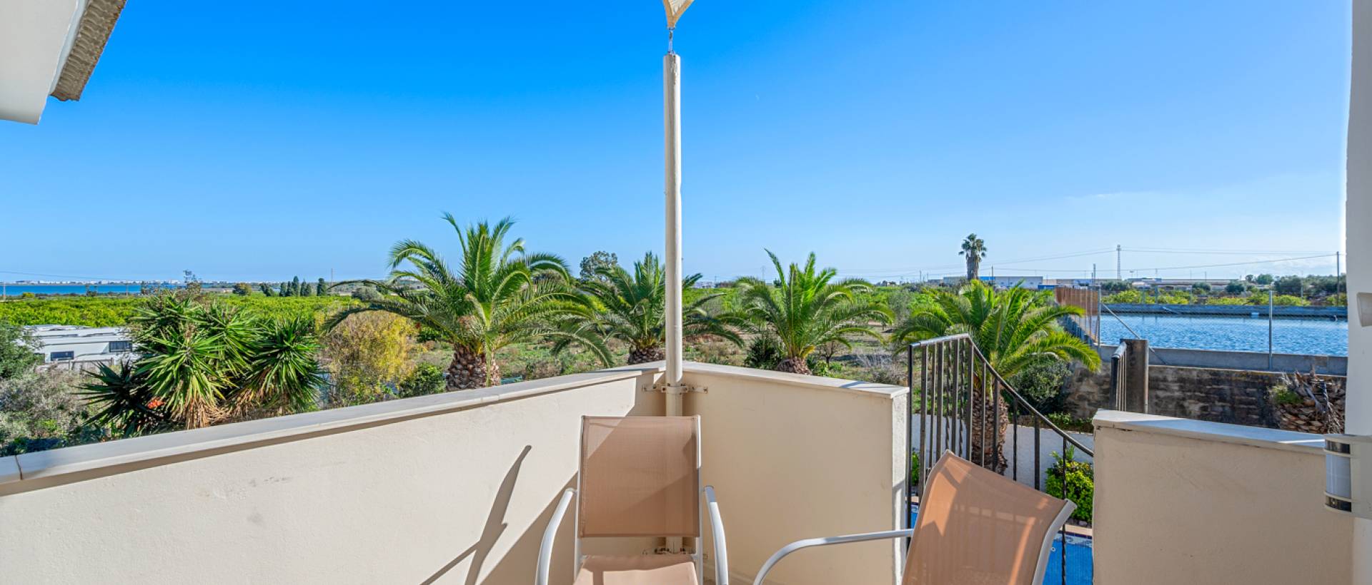 Resale - Finca / Country Property - Los Montesinos