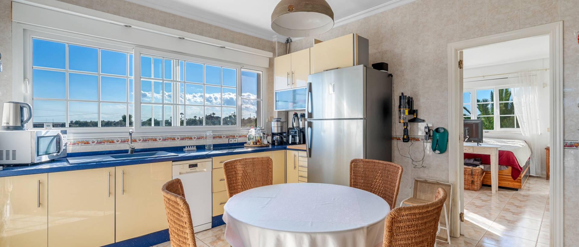 Resale - Finca / Country Property - Los Montesinos