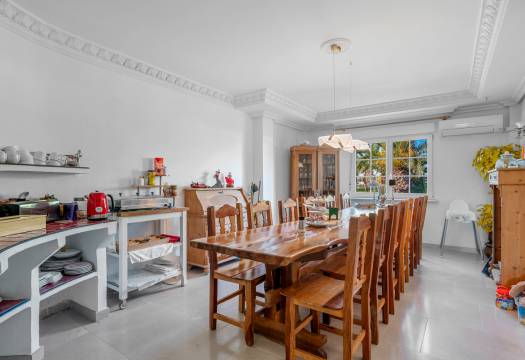 Resale - Finca / Country Property - Los Montesinos