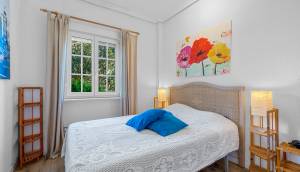 Resale - Finca / Country Property - Los Montesinos