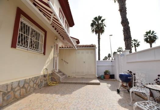 Reventa - Villa / Chalet - Ciudad Quesada - Doña Pepa