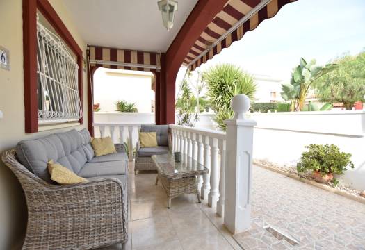 Reventa - Villa / Chalet - Ciudad Quesada - Doña Pepa