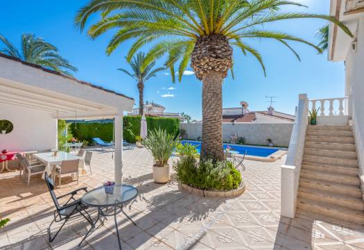 Resale - Villa - Ciudad Quesada