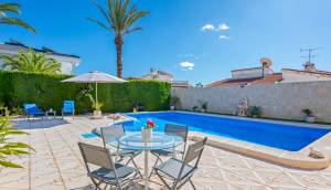 Resale - Villa - Ciudad Quesada