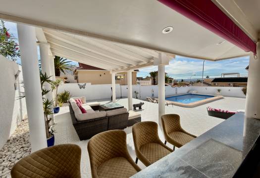 Resale - Villa - Ciudad Quesada