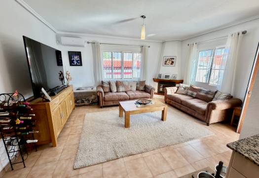 Resale - Villa - Ciudad Quesada