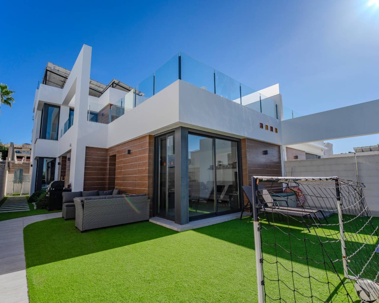 House in Benijofar - view 1