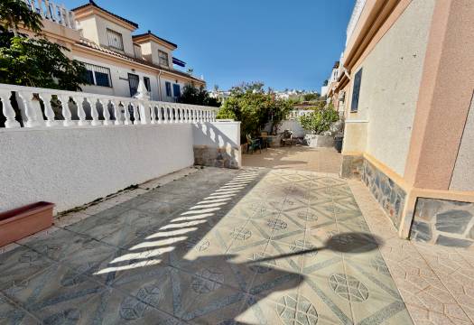 Resale - Villa - Ciudad Quesada
