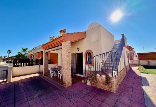 Villa / Chalet - Reventa - El Raso - El Raso
