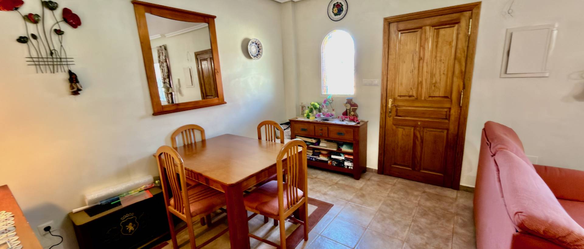 Resale - Villa - El Raso