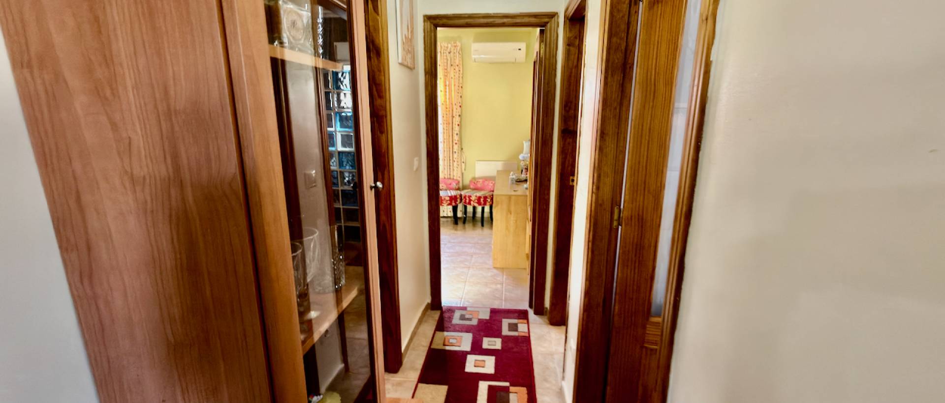 Resale - Villa - El Raso