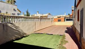 Resale - Villa - El Raso