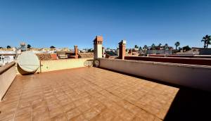 Resale - Villa - El Raso