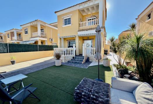 Resale - Villa - Guardamar del Segura - El Raso
