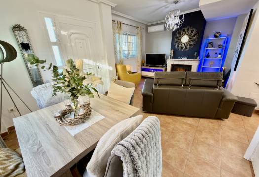 Resale - Villa - Guardamar del Segura - El Raso