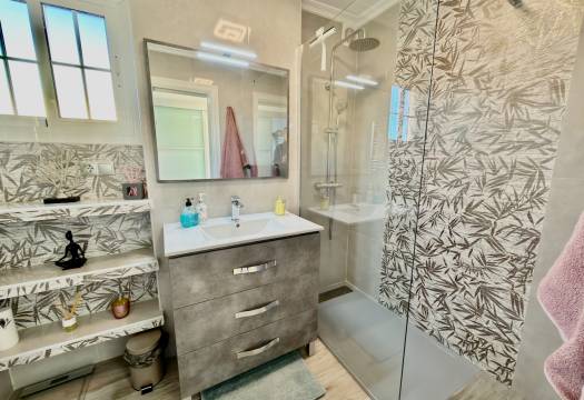 Resale - Villa - Guardamar del Segura - El Raso